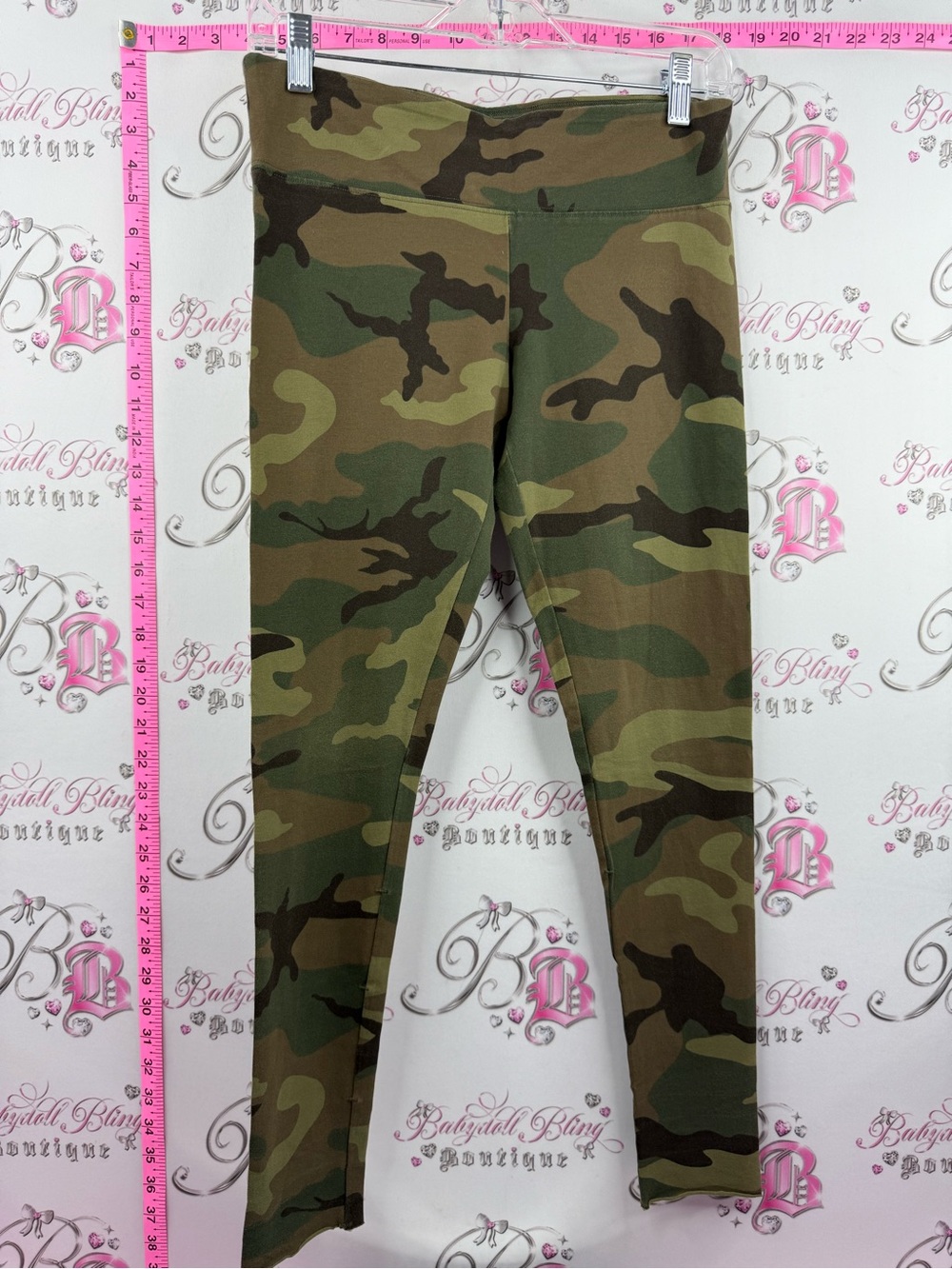 TNA Aritzia leggings tights stretchy Camo Leggings in Olive Green and Brown